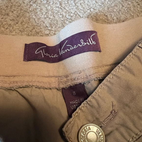 Gloria Vanderbilt tan skirt - Picture 2 of 3